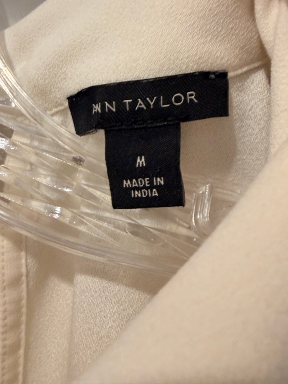 Ann Taylor White Cream Sleeveless Blouse M Mock Neck Draped Work Top - Picture 3 of 7